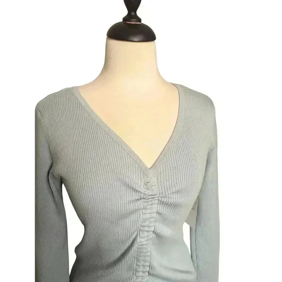 New Nikka K Medium Light Blue V-neck Center Drawstring Cinch Ribbed Sweater - Picture 3 of 7